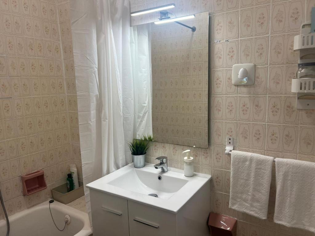Apartamento Para 4 Personas En El Centro De Valencia, Plaza El Pilar Eksteriør bilde